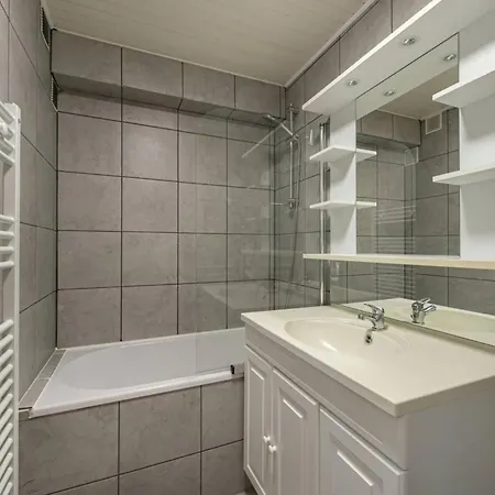 Cabana Lux Poiana Brasov Вілла *